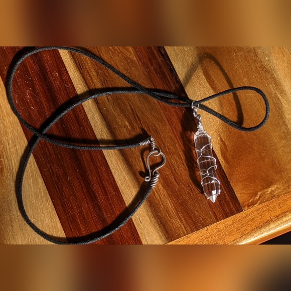 Healing Vogel Quartz Point Amulet Handmade Sterling Silver Basket Weave - Picture 8 of 16